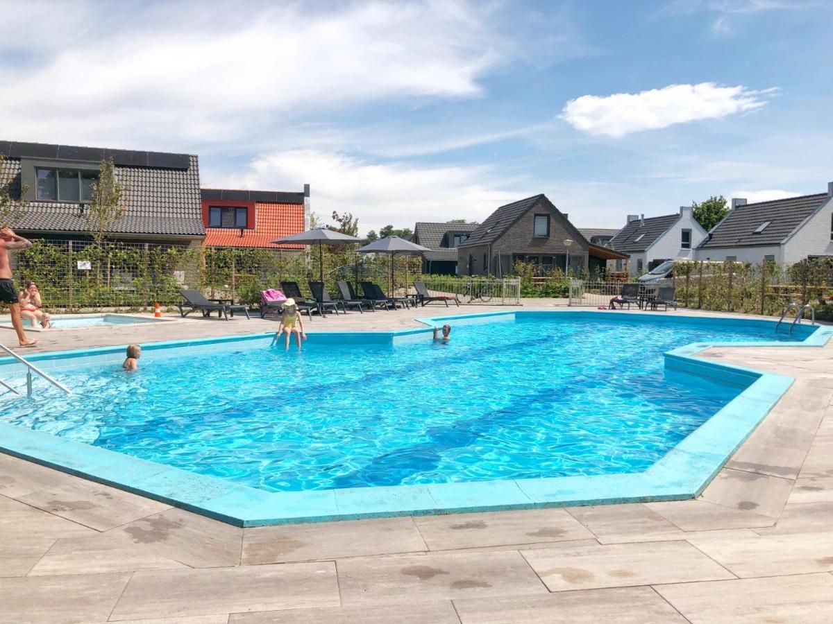 Chalet 550 Op Recreatiepark De Wielen Sint Maarten Luaran gambar
