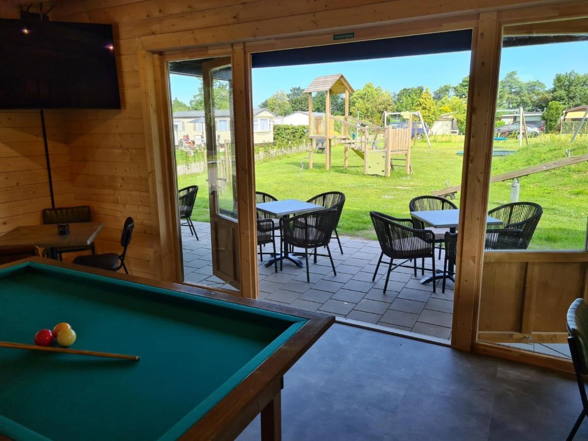 Chalet 550 Op Recreatiepark De Wielen Sint Maarten Luaran gambar